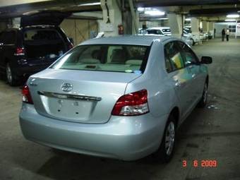 2005 Toyota Belta Pictures