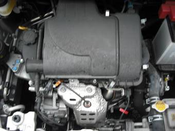 2005 Toyota Belta Pics