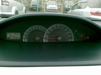 2005 Toyota Belta Pics