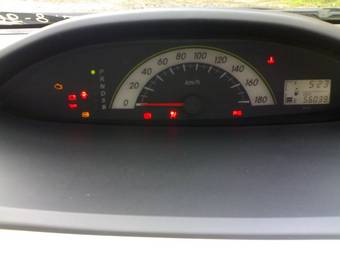 2005 Toyota Belta For Sale