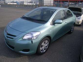 2006 Toyota Belta Photos