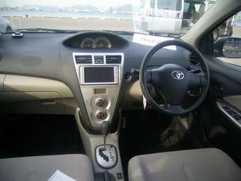 2006 Toyota Belta Photos