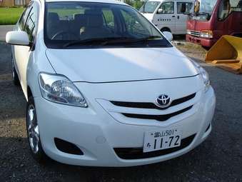 2006 Toyota Belta Photos