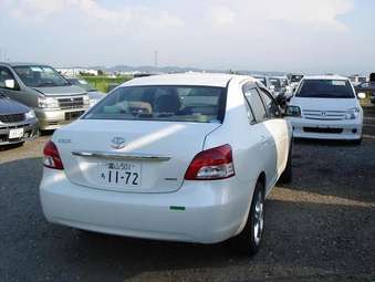 2006 Toyota Belta Photos