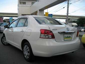 2006 Toyota Belta Images