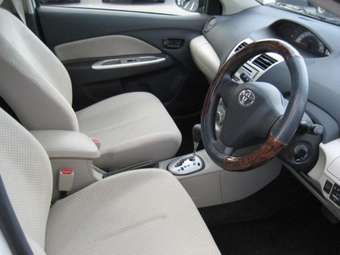2006 Toyota Belta Pics