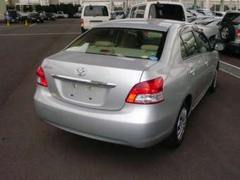 2006 Toyota Belta Pictures