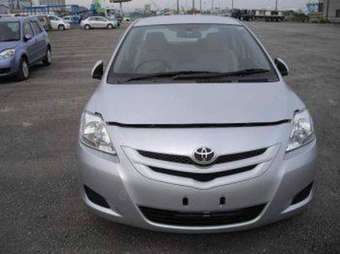 2006 Toyota Belta Photos