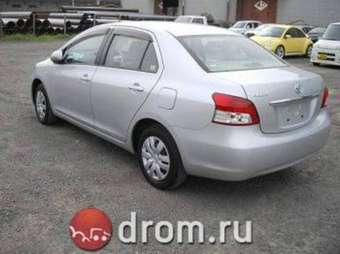 2006 Toyota Belta Photos