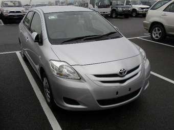 2006 Toyota Belta Pictures