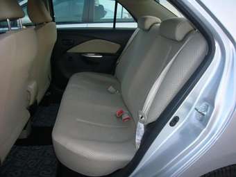 2006 Toyota Belta Pictures