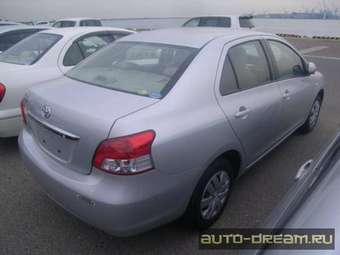 2006 Toyota Belta Pictures