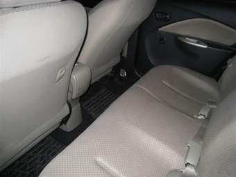 2006 Toyota Belta Pictures