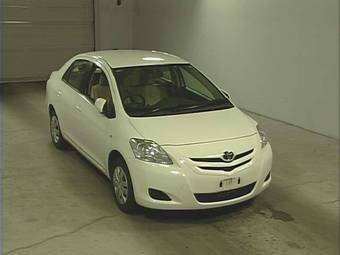 2006 Toyota Belta Images