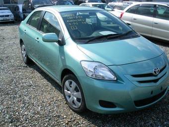 2006 Toyota Belta Photos