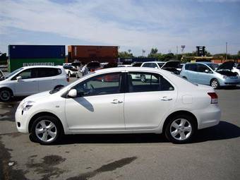 2006 Toyota Belta Wallpapers