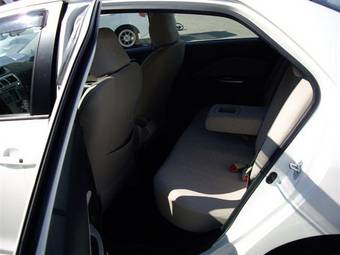 2006 Toyota Belta Pictures