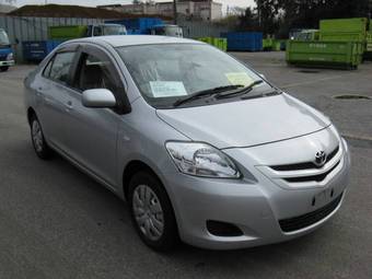 2006 Toyota Belta Pictures