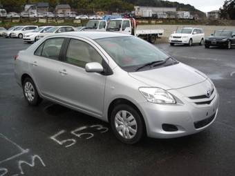 2006 Toyota Belta Pictures