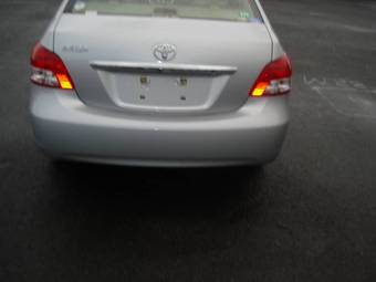 2006 Toyota Belta Photos