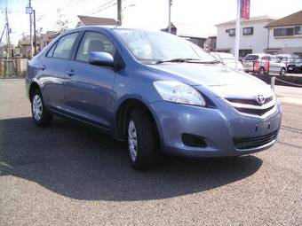 2006 Toyota Belta Photos