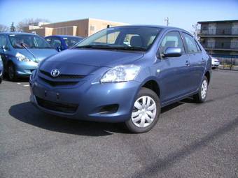 2006 Toyota Belta Pictures