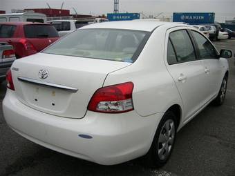 2006 Toyota Belta Pictures