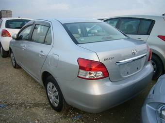 2006 Toyota Belta Pictures