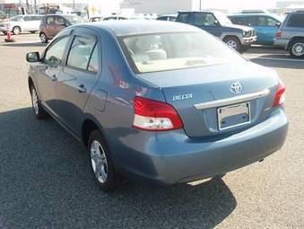 2006 Toyota Belta Pictures