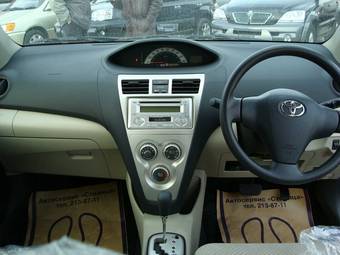 2006 Toyota Belta Pictures