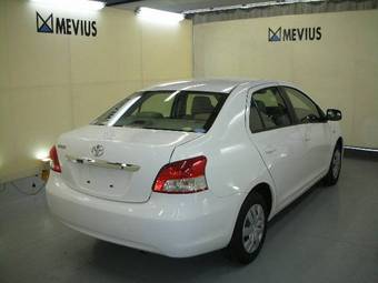 2006 Toyota Belta Pictures