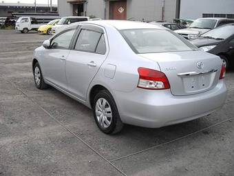 2006 Toyota Belta Photos