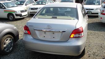 2006 Toyota Belta Pictures
