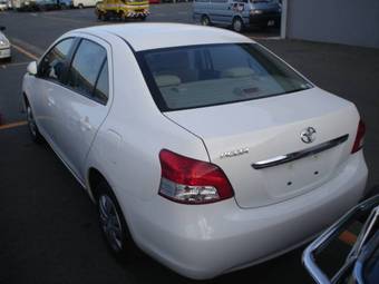 2006 Toyota Belta Photos