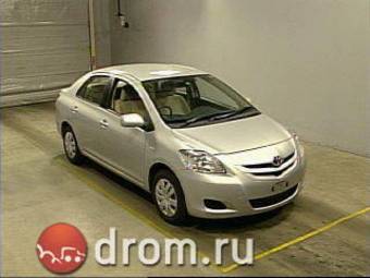 2006 Toyota Belta Photos