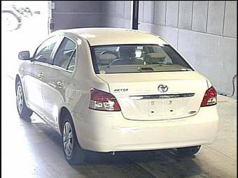 2006 Toyota Belta Pictures