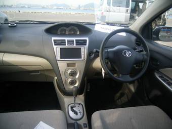 2006 Toyota Belta Pictures