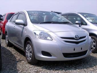 2006 Toyota Belta Pictures