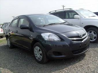 2006 Toyota Belta Pictures