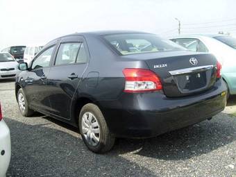 2006 Toyota Belta Pictures