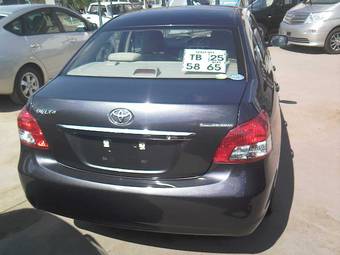 2006 Toyota Belta Photos
