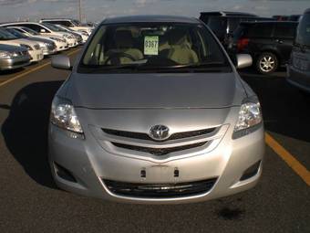2006 Toyota Belta Pictures
