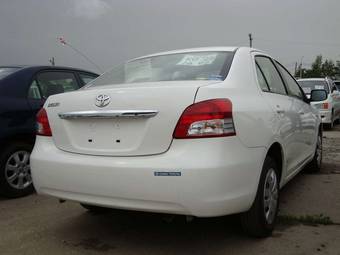 2006 Toyota Belta Pictures