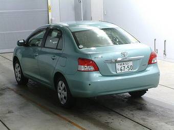 2006 Toyota Belta Pictures