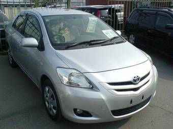 2006 Toyota Belta Photos
