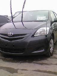2006 Toyota Belta Photos
