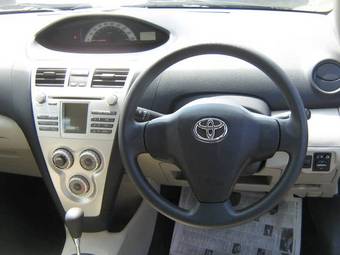 2006 Toyota Belta Pics