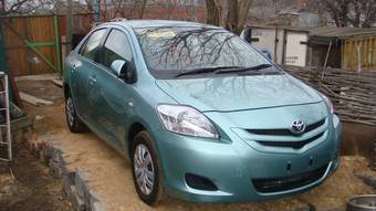 2006 Toyota Belta Pictures