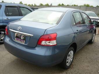 2006 Toyota Belta Photos