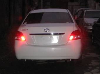 2006 Toyota Belta Photos